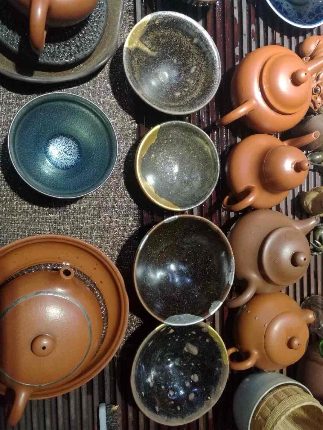 在柜子里找到半瓶不知道啥时候开的，以后准备用老盏喝酒