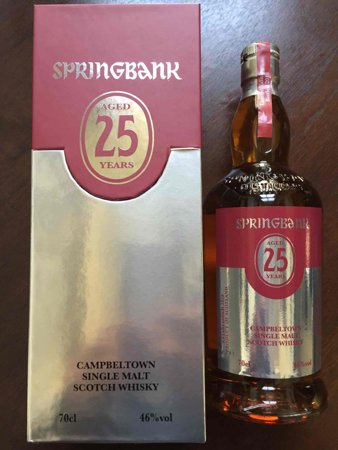 等了一个月终于收到啦<img src='https://sdata.whiskyworm.com/xcxpics/emoji_3.png' class='emoji' />