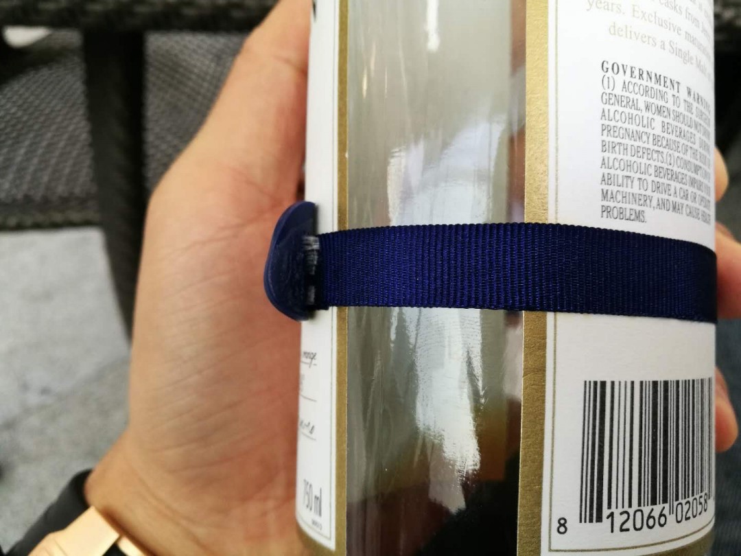 这样评论这两瓶酒有问题？？有懂行的大神发表下建议