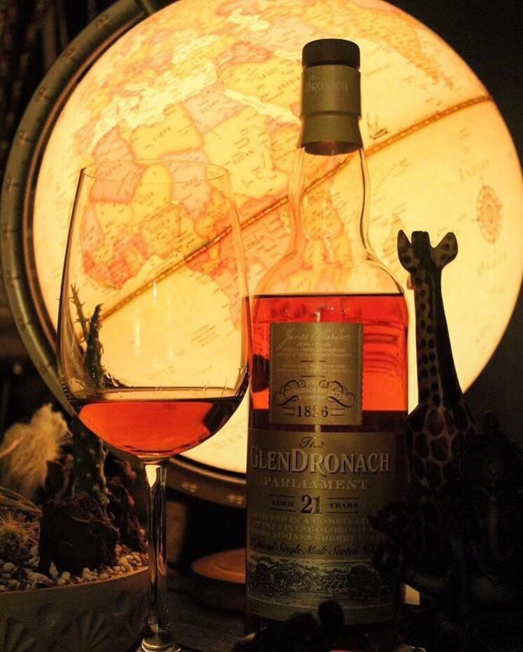 <img src='https://sdata.whiskyworm.com/xcxpics/emoji_76.png' class='emoji' />