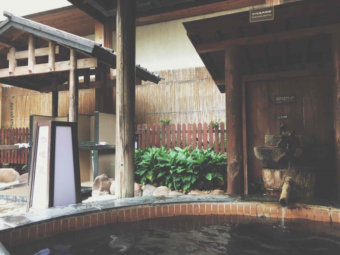 和不同的人喝酒會有不同的化學反應。人的心裡變化是比酒還豐富的。