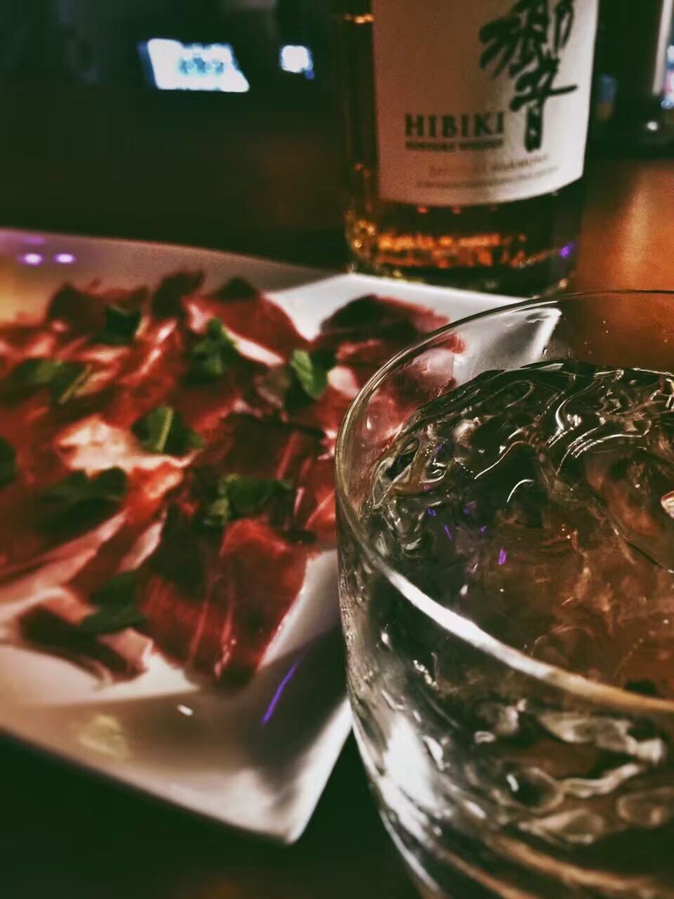 花看半开，酒饮微醺