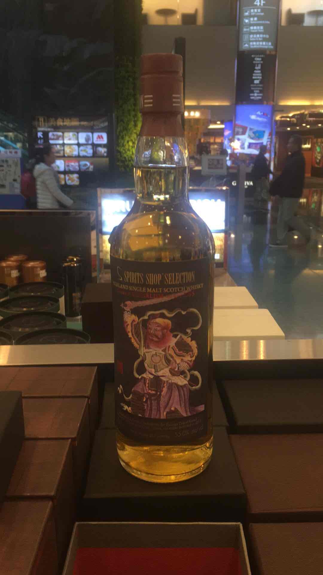 各位大咖，和我说说东方命和格兰花格这四支酒的来头啊，可以收吗<img src='https://sdata.whiskyworm.com/xcxpics/emoji_14.png' class='emoji' /><img src='https://sdata.whiskyworm.com/xcxpics/emoji_14.png' class='emoji' /><img src='https://sdata.whiskyworm.com/xcxpics/emoji_14.png' class='emoji' />