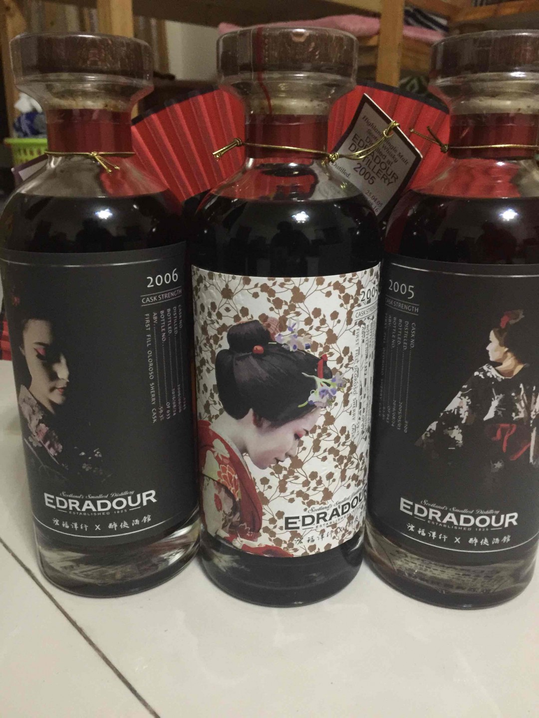 我不要5个就要你三,<img src='https://sdata.whiskyworm.com/xcxpics/emoji_7.png' class='emoji' />不敢相信我还给你们配了扇子