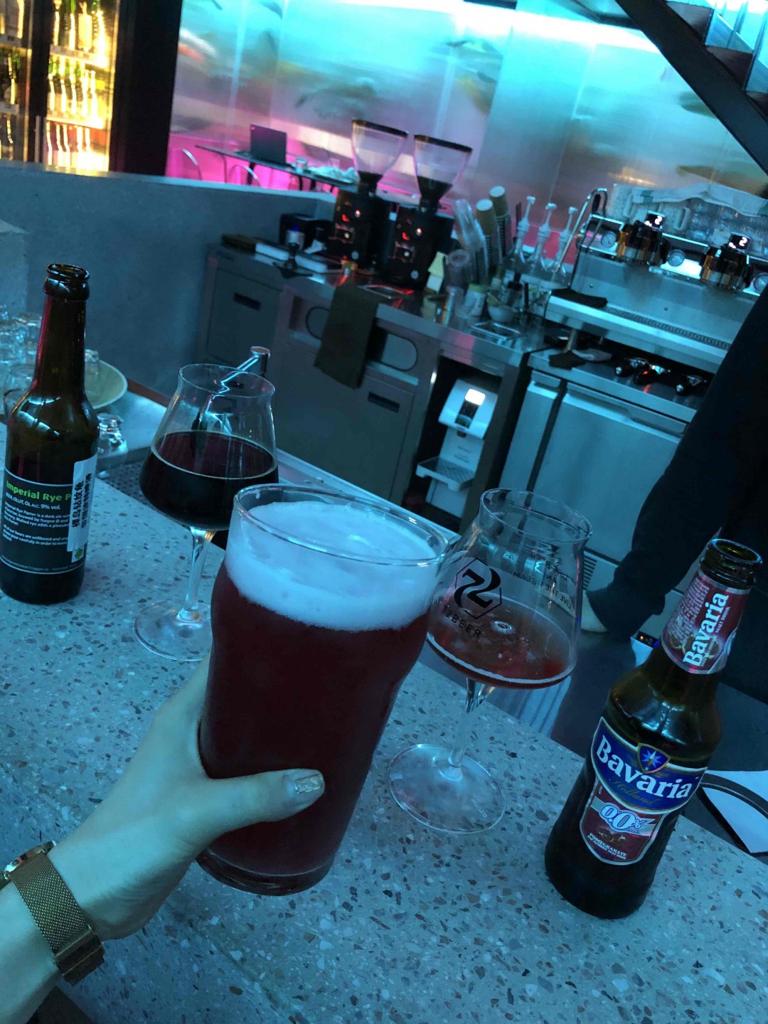 昨天广州威群群友来探班😂