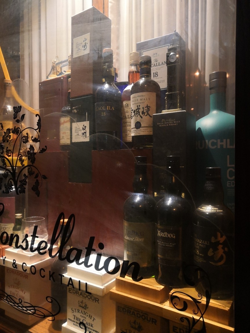 上海确实洋气一些