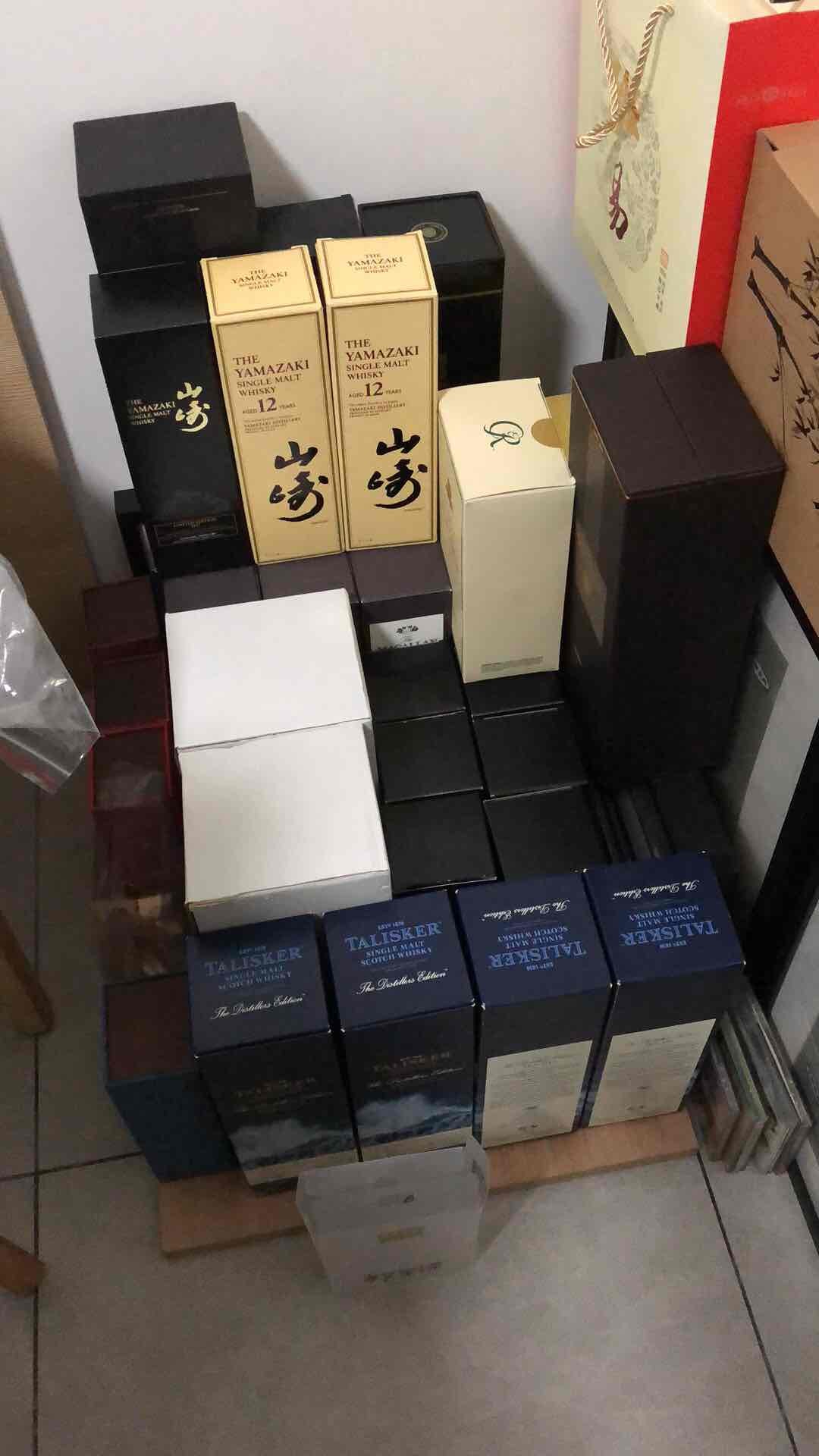 藏酒，就是把酒藏起来