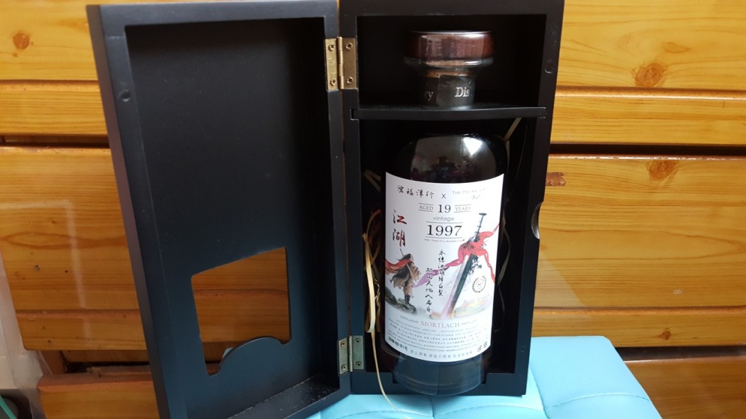 好酒納入收藏，卻因為價格不斷飆漲～而忍不住讓藏，不是唯利是圖而是好酒不斷😂😂😂