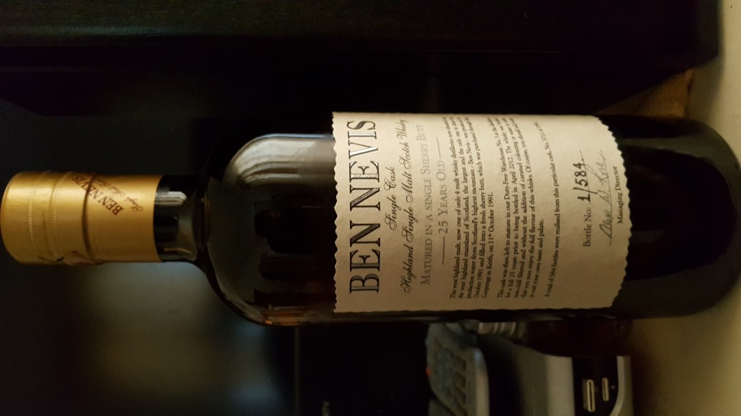 好酒納入收藏，卻因為價格不斷飆漲～而忍不住讓藏，不是唯利是圖而是好酒不斷😂😂😂