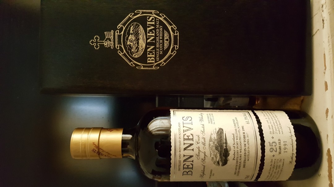 好酒納入收藏，卻因為價格不斷飆漲～而忍不住讓藏，不是唯利是圖而是好酒不斷😂😂😂