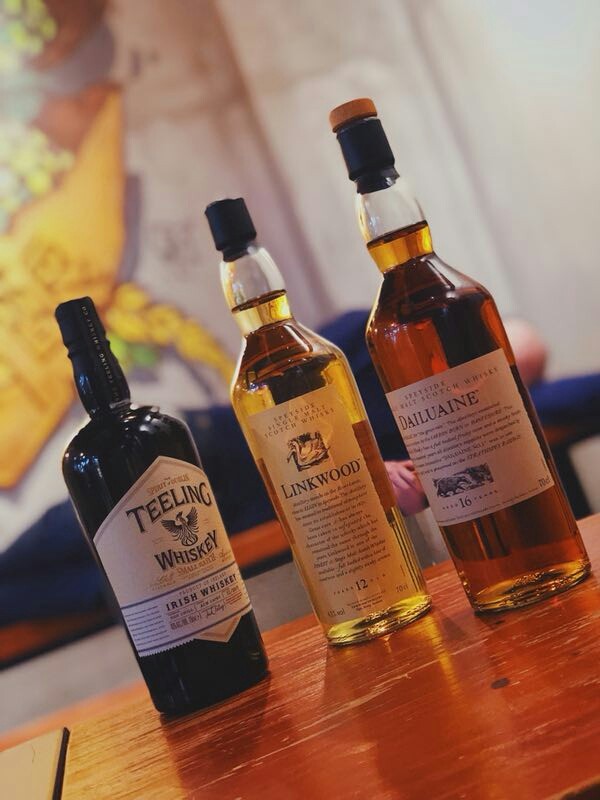 爱威加花鸟品鉴