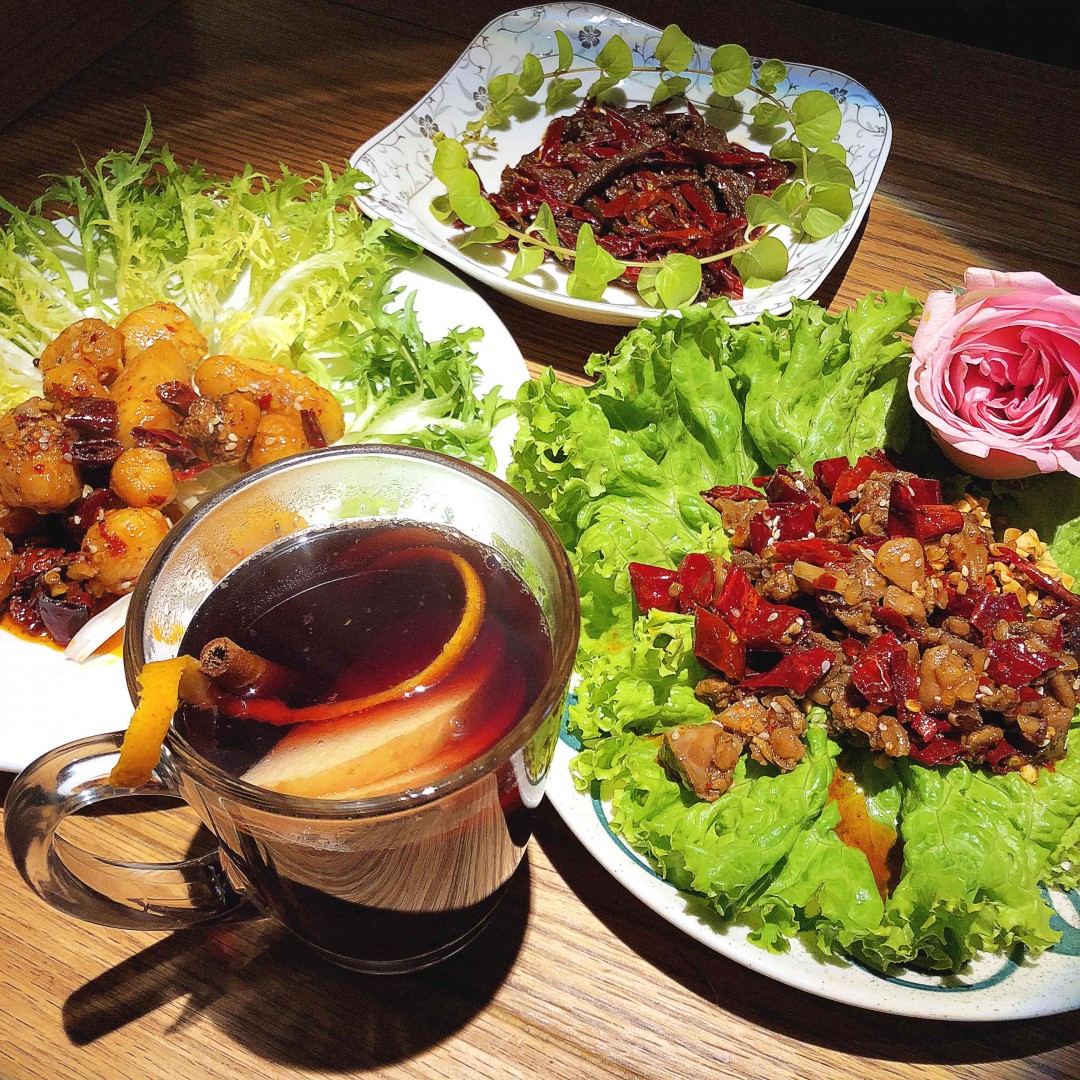 有酒 有肉 有生活