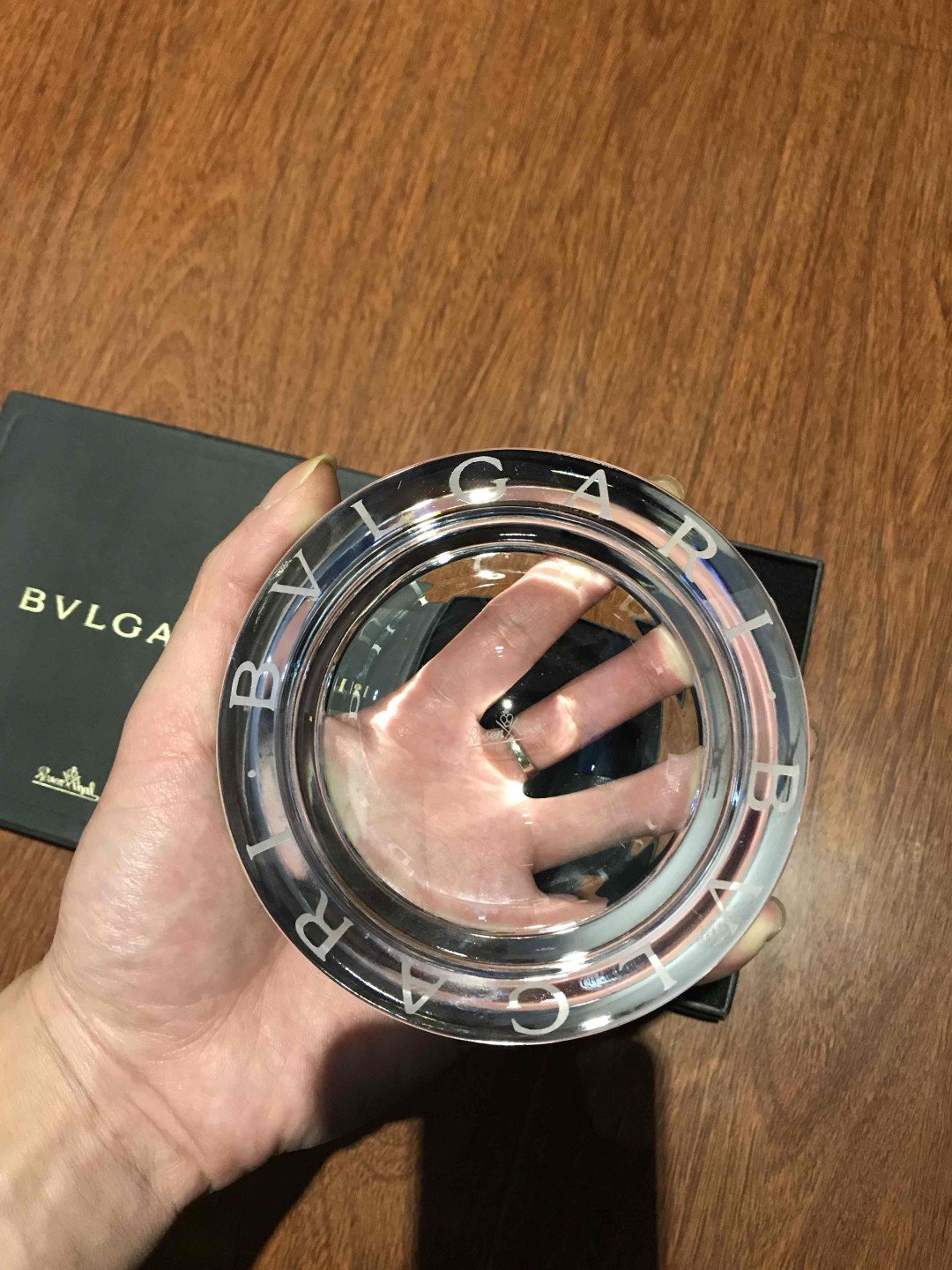 三得利Extra Gold＋巴卡拉金彩杯＋烟灰缸