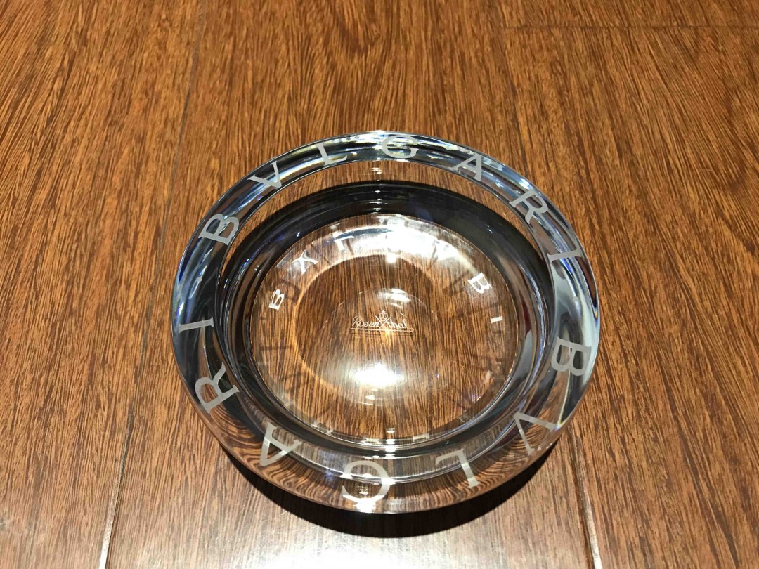 三得利Extra Gold＋巴卡拉金彩杯＋烟灰缸