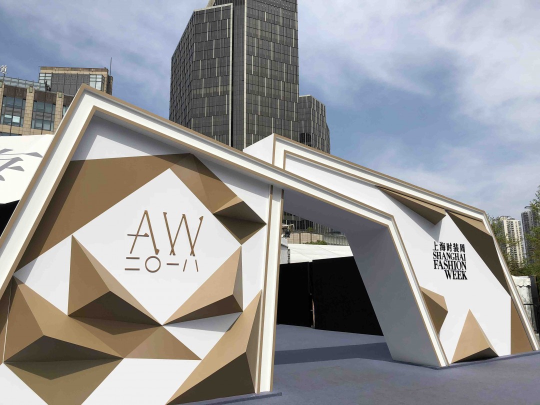 春天到了，尝尝自己种的薄荷～