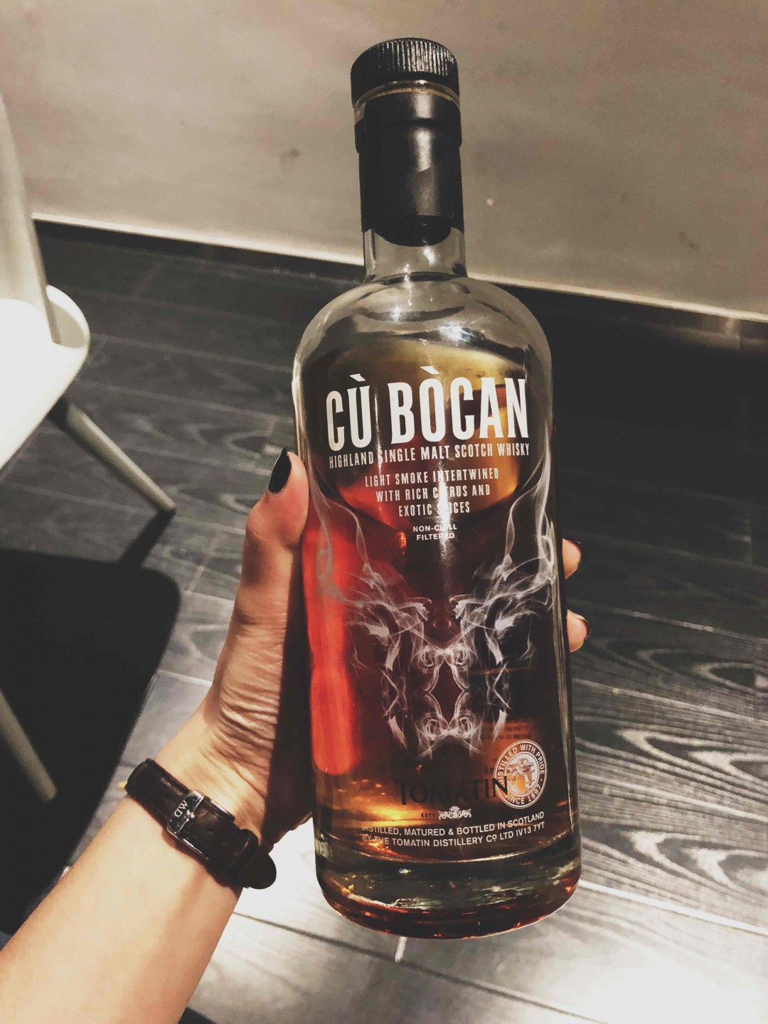 昨晚12點下班后。