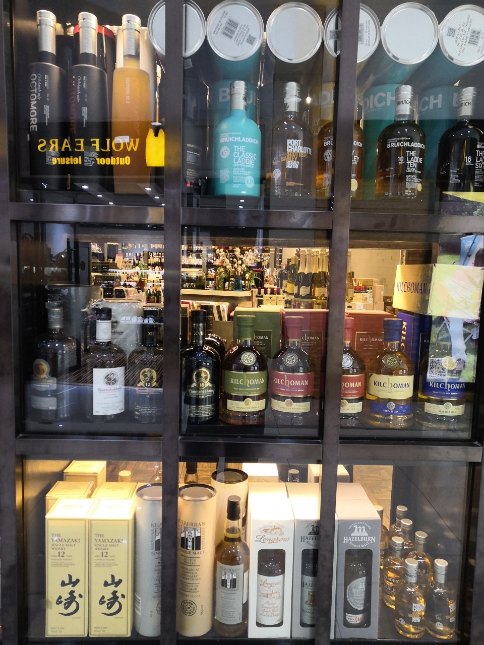 帝都果然就是不一样，望京的购物中心里居然还有卖威士忌的