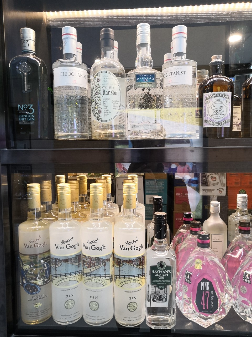 帝都果然就是不一样，望京的购物中心里居然还有卖威士忌的