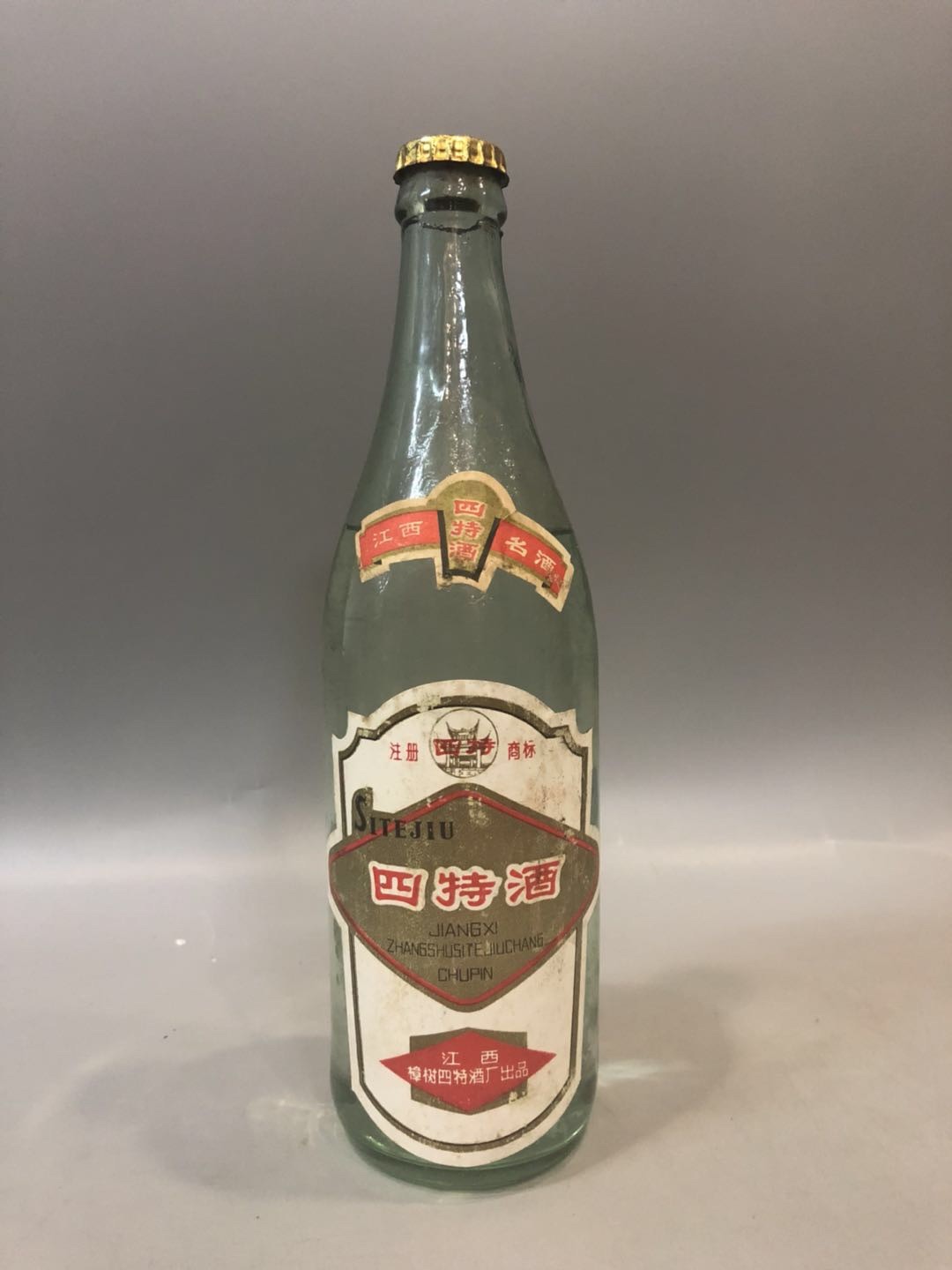 有點跑題了，不過這酒實在是👍 托朋友剛搞到的。大家分享<img src='https://sdata.whiskyworm.com/xcxpics/emoji_84.png' class='emoji' />