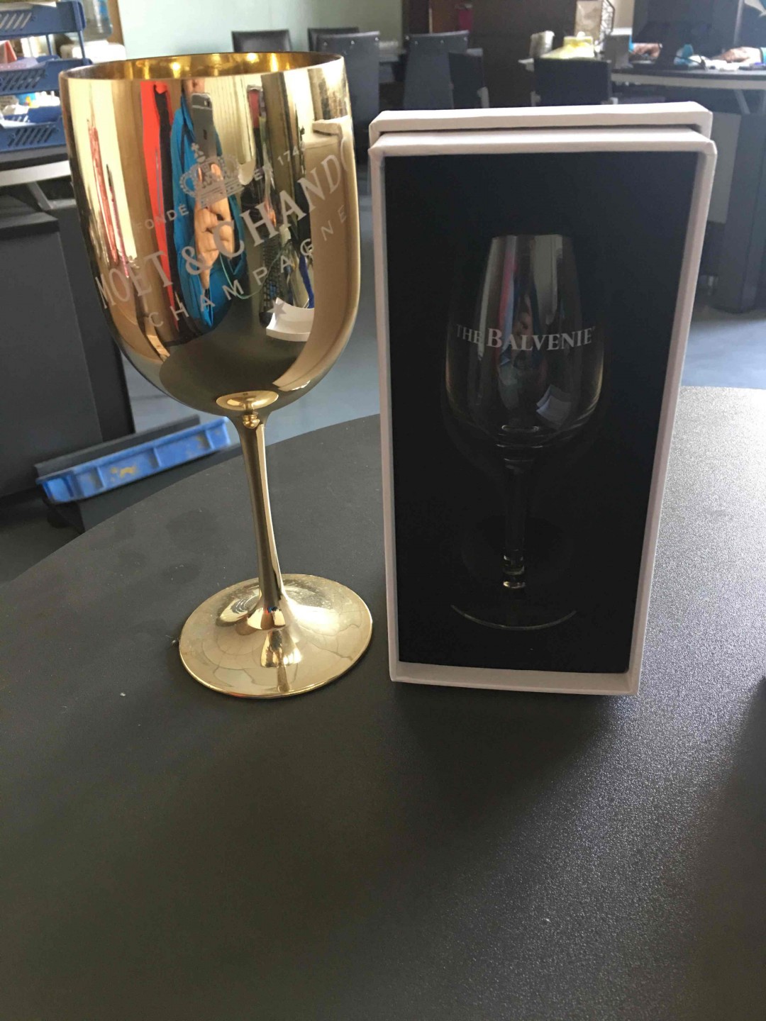 假期结束！回到办公室就看到杯子收到了