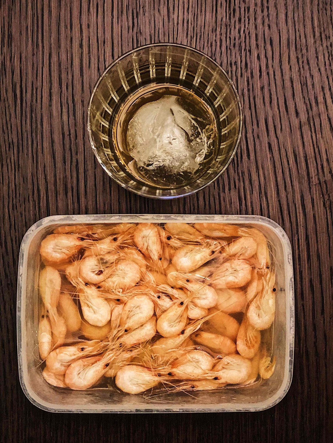 宵夜，猜猜什么酒