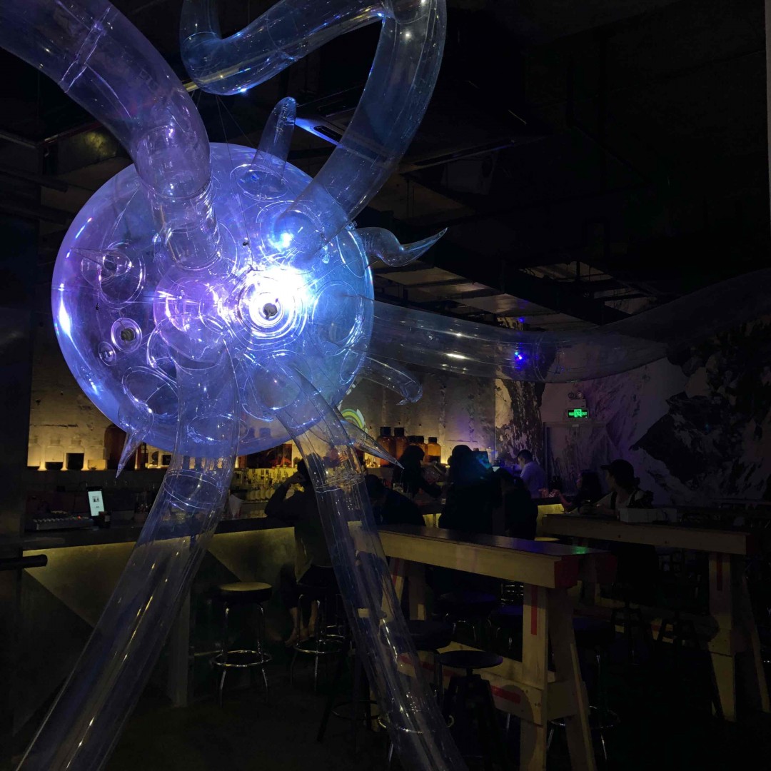 廣州一家非常隱蔽的酒吧P.O.P