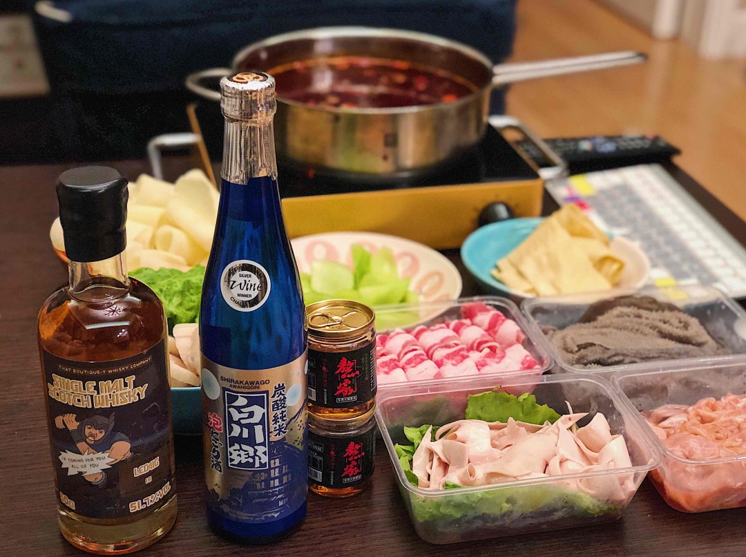 吃完这顿决定减肥啦，老婆投来了不屑的目光