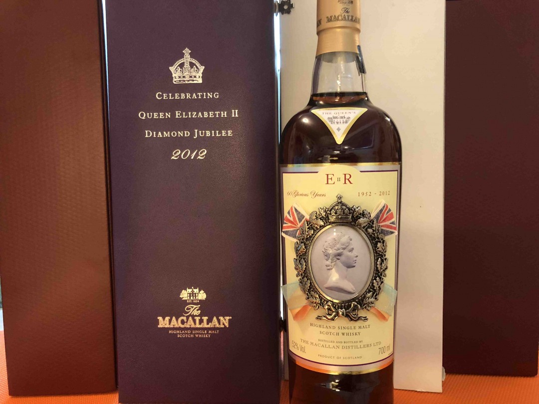 剛剛收了女王頭，太高興了😍😍😍實在太漂亮了。那個女王圖👍👍👍