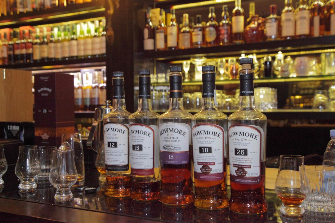 波摩三部曲的其中两部