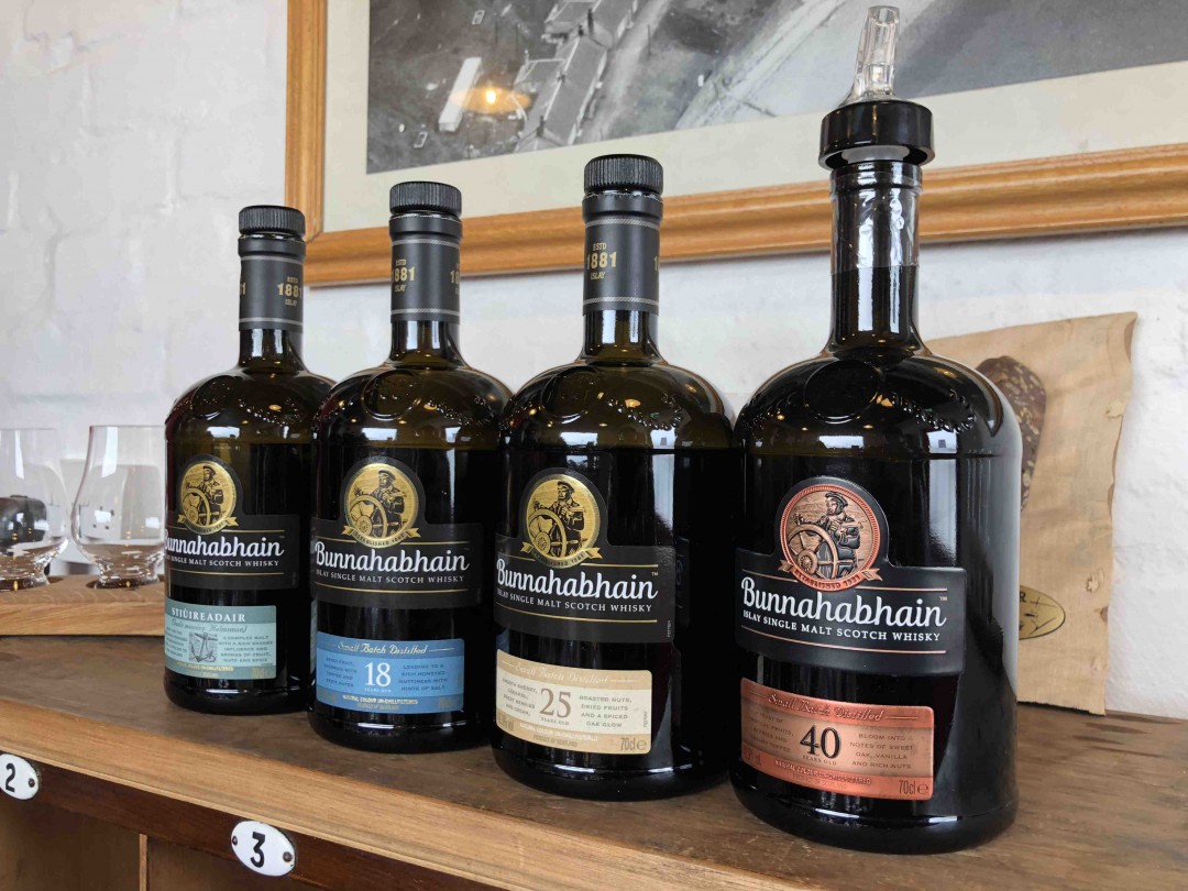 在酒厂喝到40年，40的轻柔跟丰富的层次会带你去另外一个世界