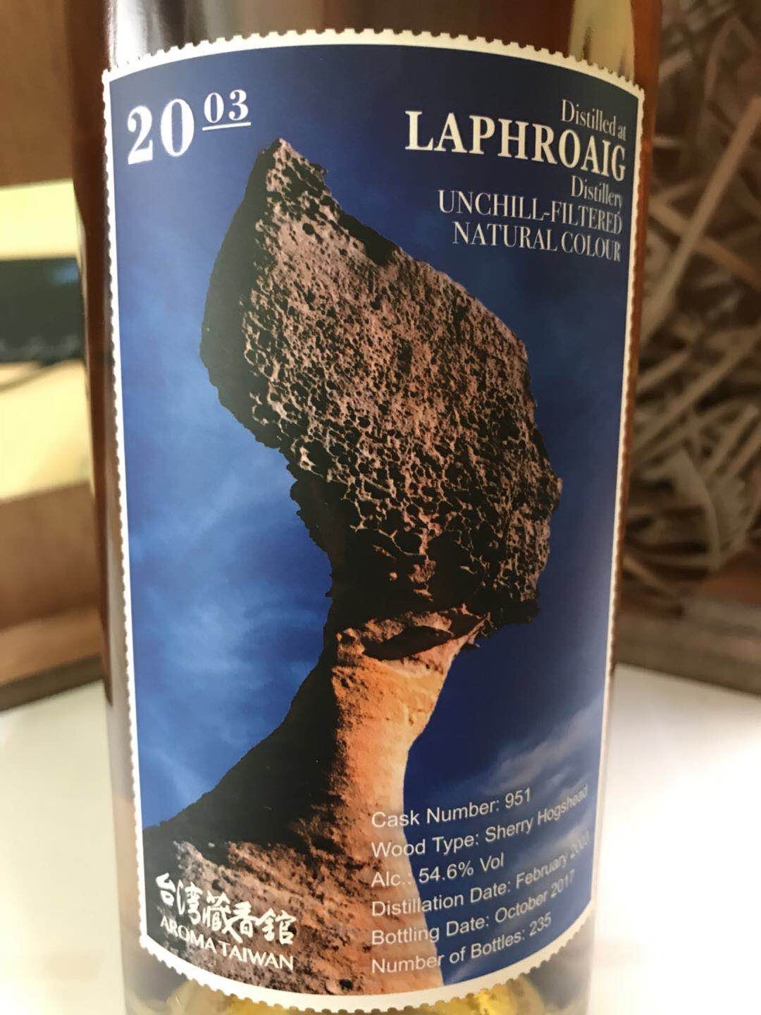 求大神介绍一下这款酒<img src='https://sdata.whiskyworm.com/xcxpics/emoji_84.png' class='emoji' /><img src='https://sdata.whiskyworm.com/xcxpics/emoji_84.png' class='emoji' /><img src='https://sdata.whiskyworm.com/xcxpics/emoji_84.png' class='emoji' />