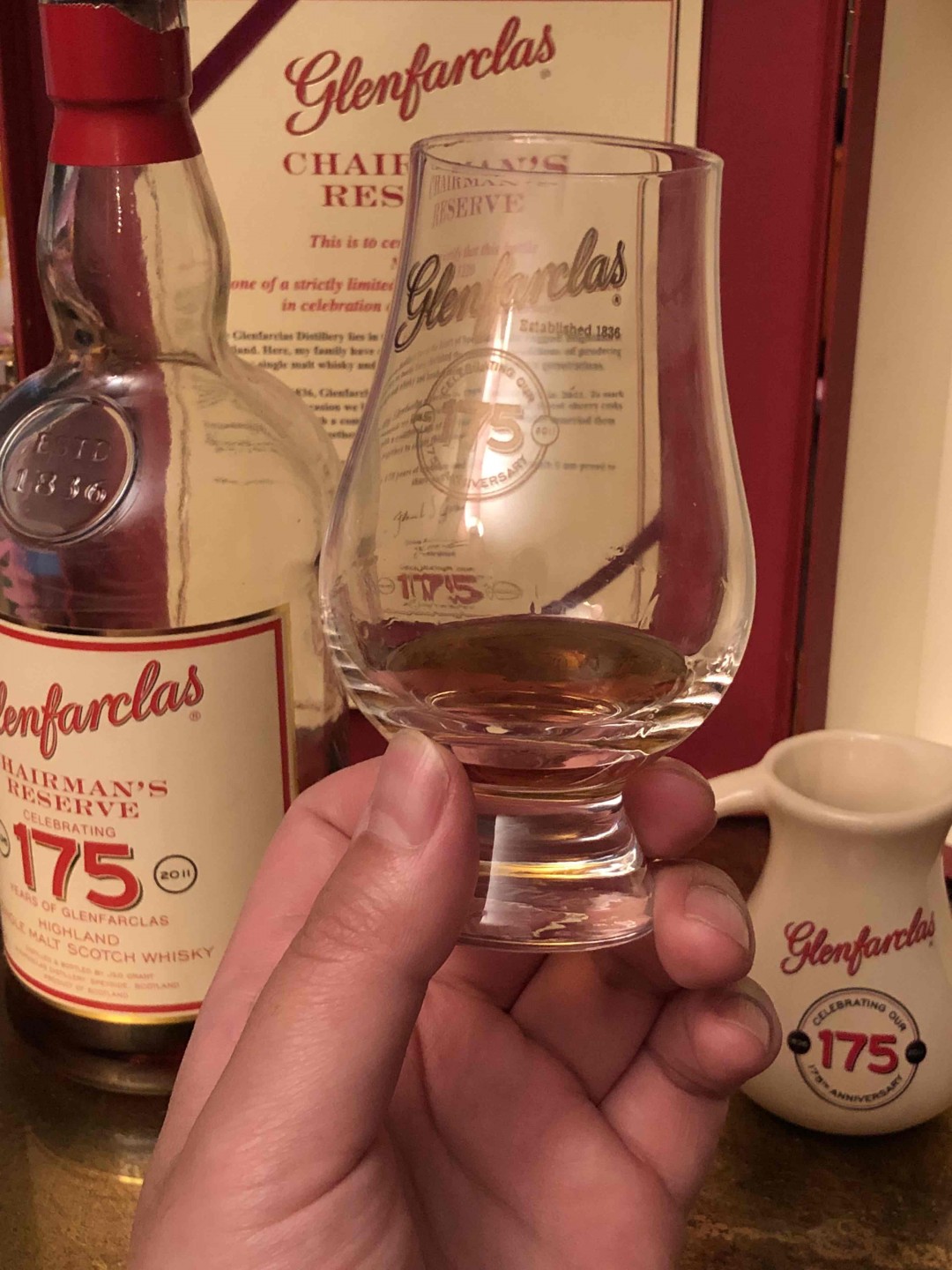 开了六年，终于见底了，酒量差的容易吗？<img src='https://sdata.whiskyworm.com/xcxpics/emoji_6.png' class='emoji' />