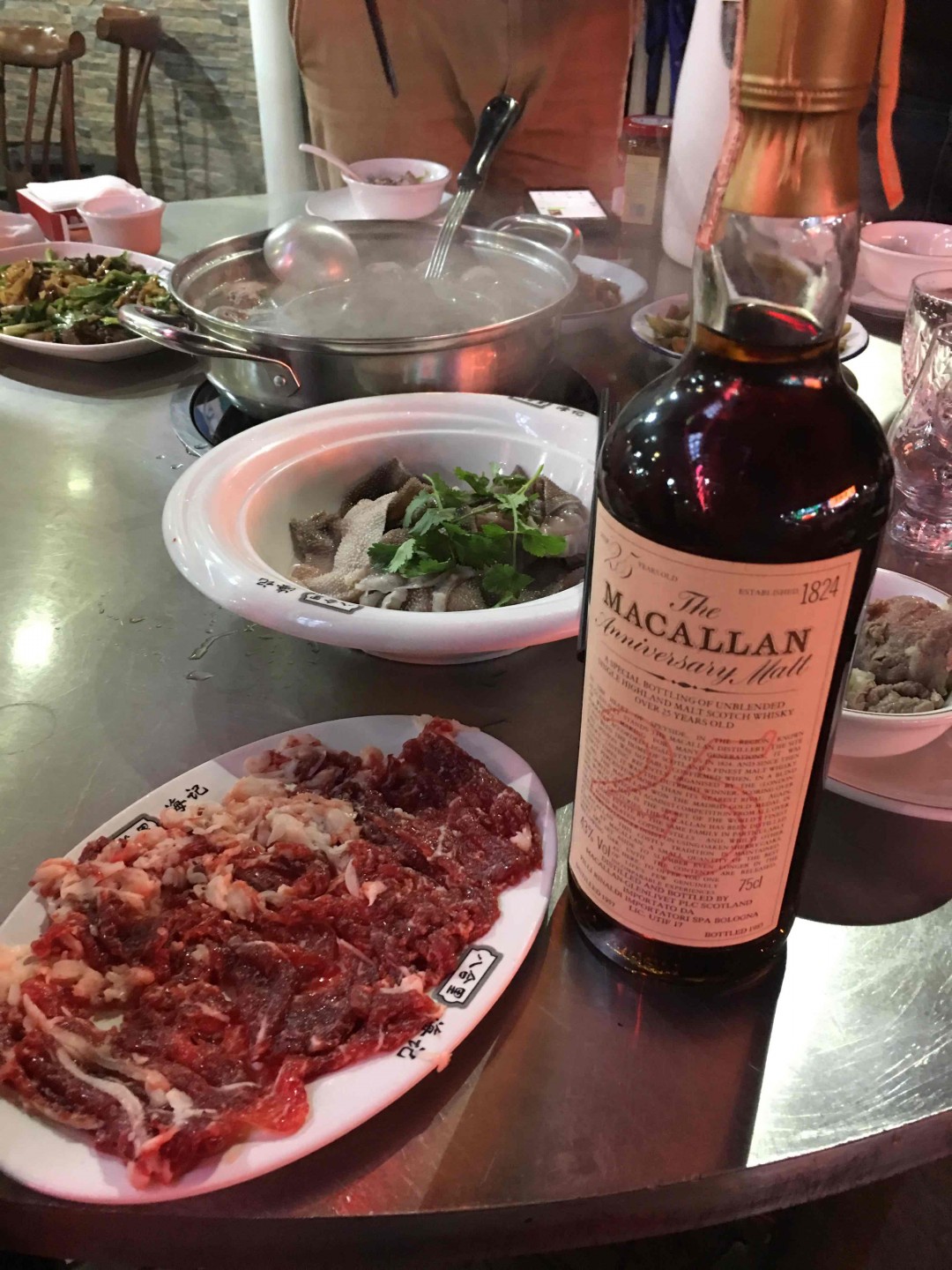 好酒必须发帖纪念一下<img src='https://sdata.whiskyworm.com/xcxpics/emoji_80.png' class='emoji' />