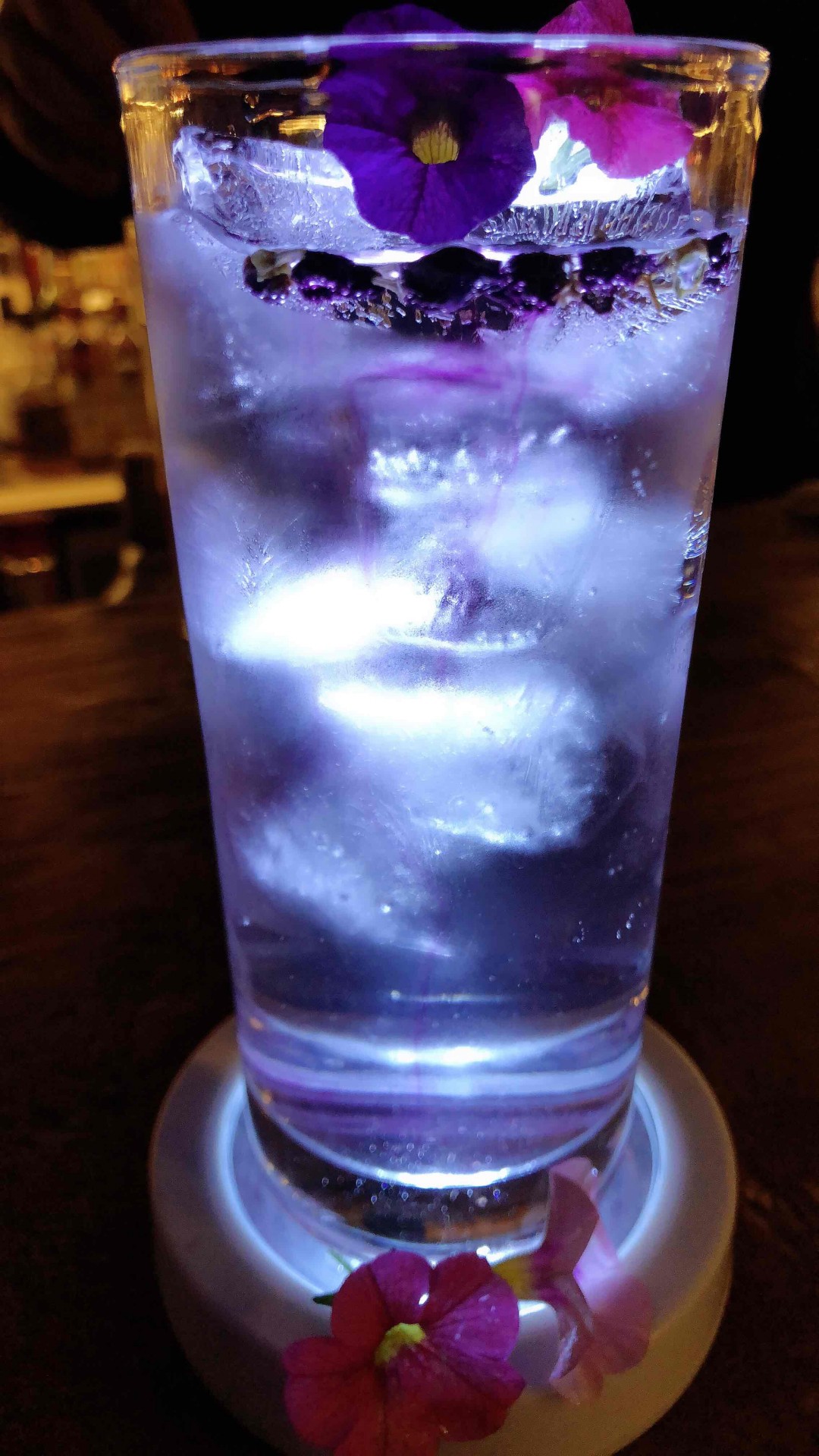 生活不过眼前的诗酒