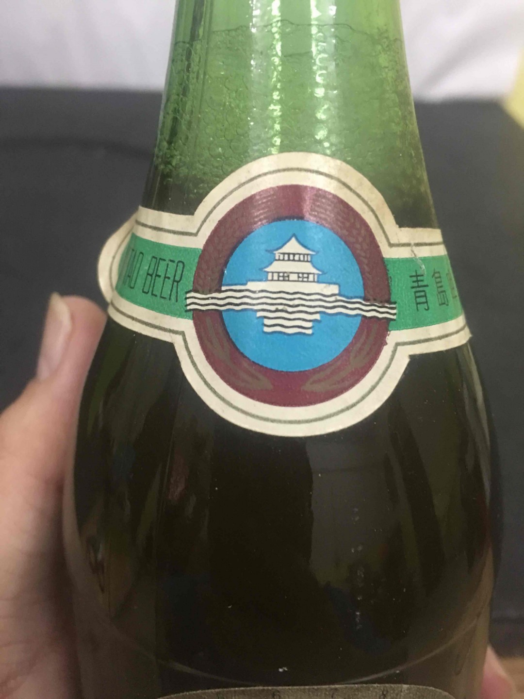 大家都曬好酒！我得趕緊把我94年的青島喝了<img src='https://sdata.whiskyworm.com/xcxpics/emoji_2.png' class='emoji' />