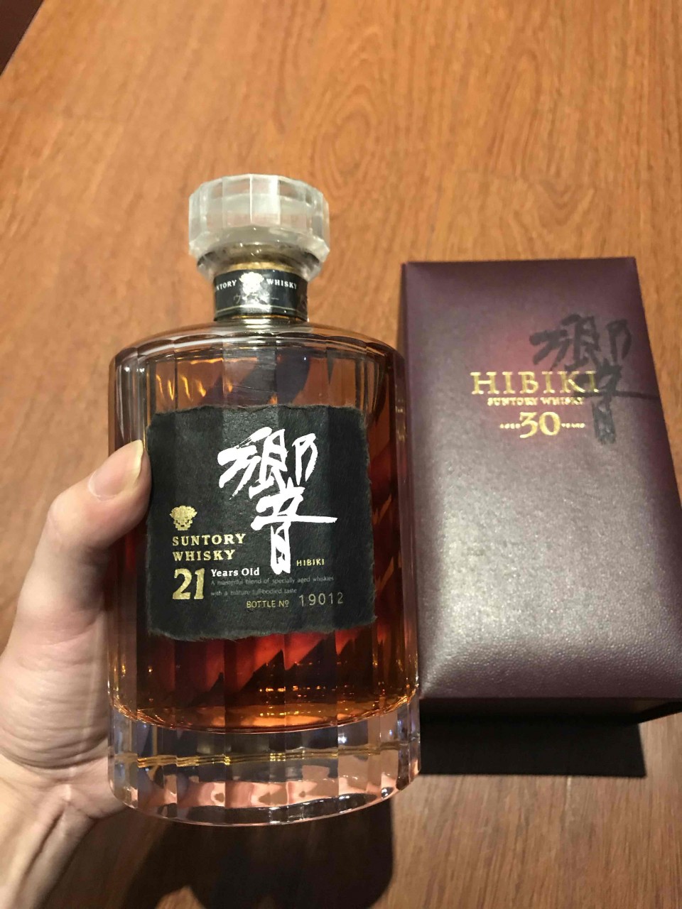 我有30年盒子＋21年的酒，哈哈