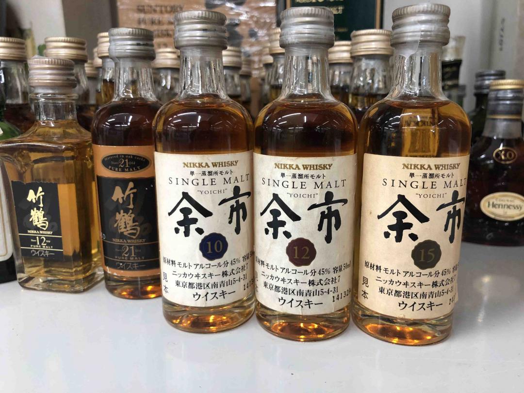 差一个20年…<img src='https://sdata.whiskyworm.com/xcxpics/emoji_6.png' class='emoji' />