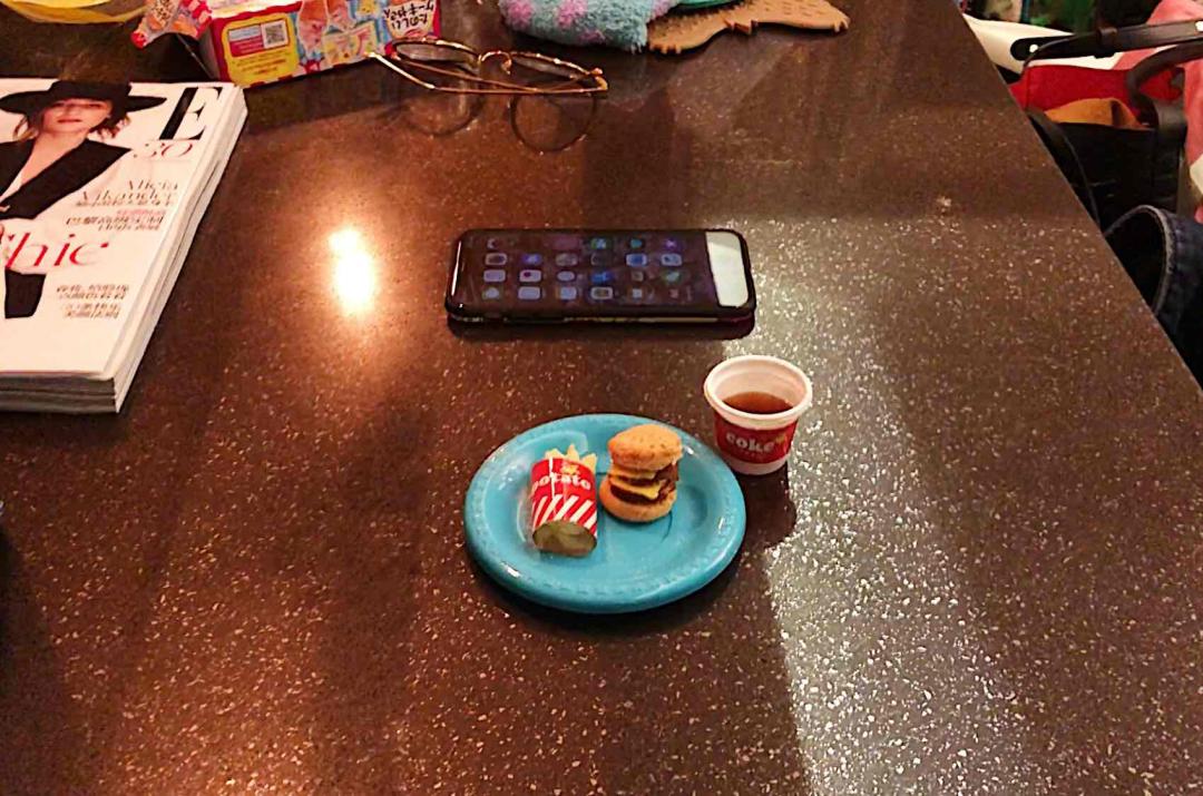 小人国的食物，而且真的都能吃，味道也是那个味道。