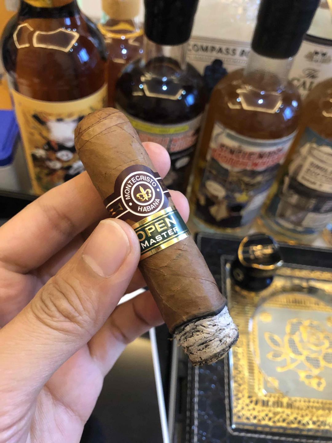 周末了，来嗨吧😄