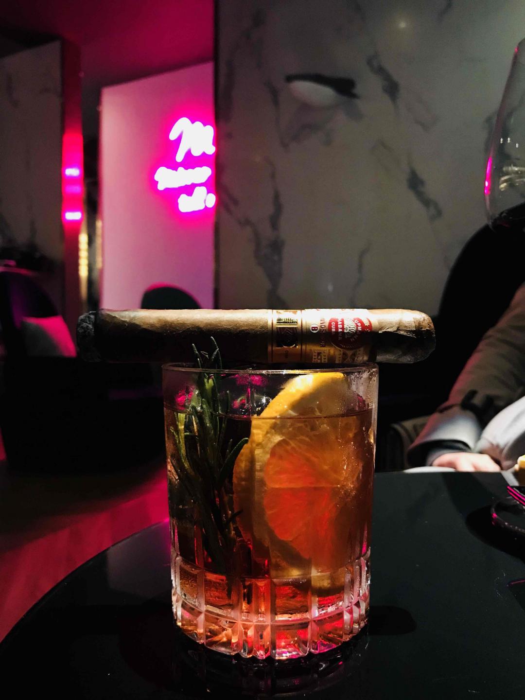 H. Upmann Connoisseur B