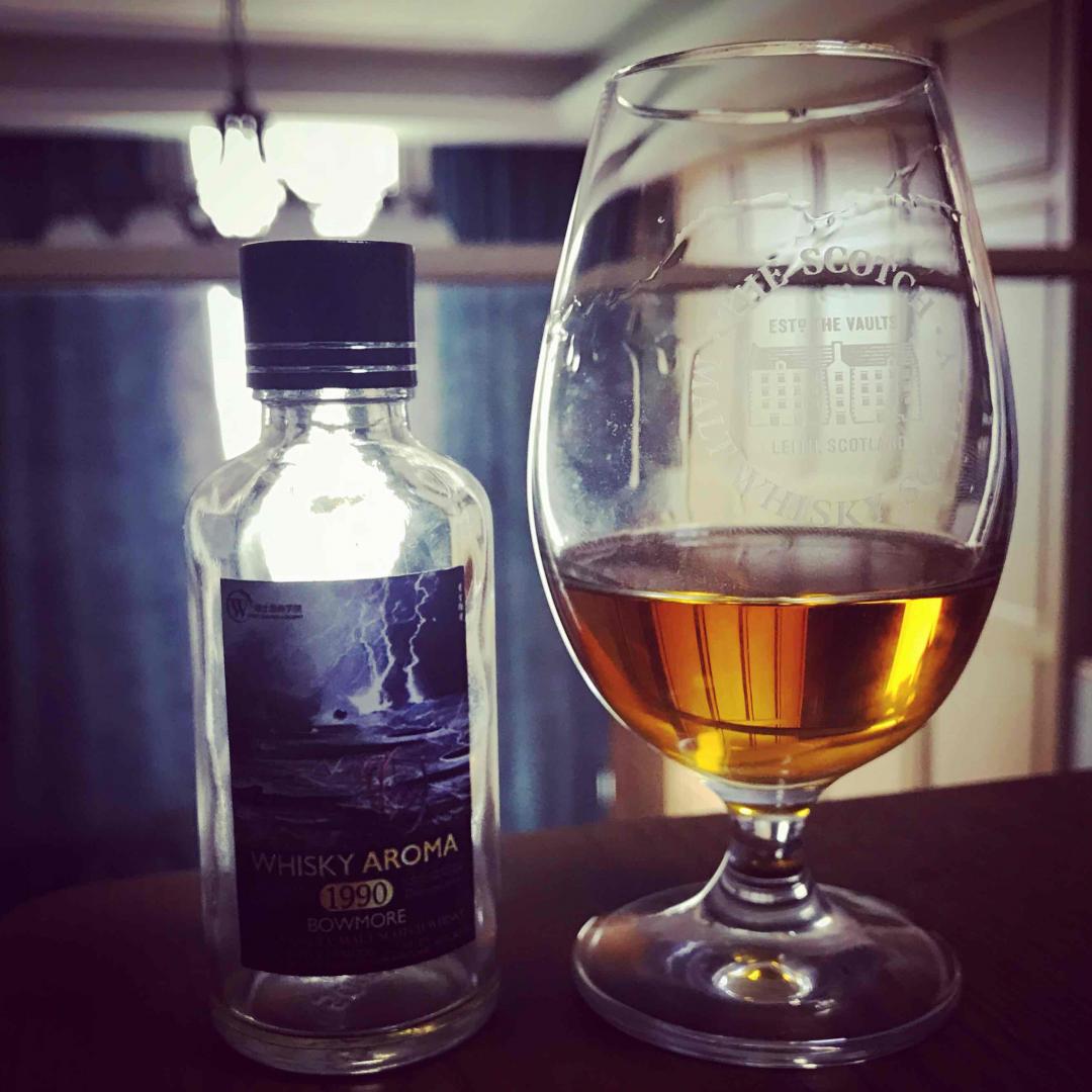 Bowmore 1990