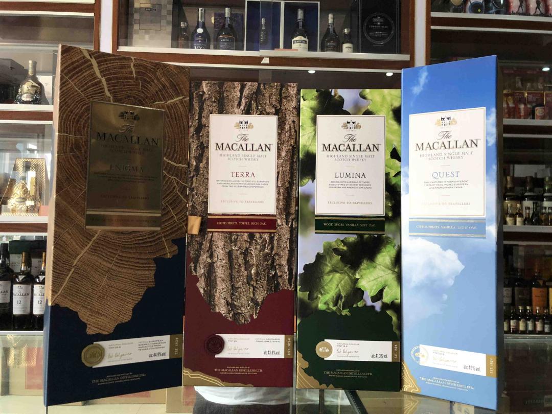 很辛苦的从香港免税店带回来，过深圳关时一人拿两瓶还被罚了330<img src='https://sdata.whiskyworm.com/xcxpics/emoji_6.png' class='emoji' /><img src='https://sdata.whiskyworm.com/xcxpics/emoji_6.png' class='emoji' /><img src='https://sdata.whiskyworm.com/xcxpics/emoji_6.png' class='emoji' />