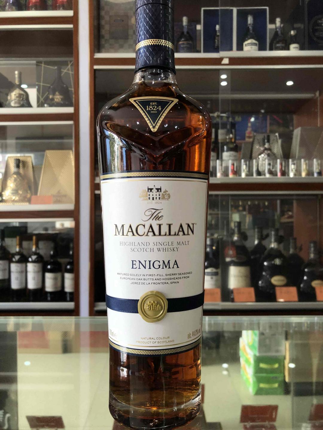 很辛苦的从香港免税店带回来，过深圳关时一人拿两瓶还被罚了330<img src='https://sdata.whiskyworm.com/xcxpics/emoji_6.png' class='emoji' /><img src='https://sdata.whiskyworm.com/xcxpics/emoji_6.png' class='emoji' /><img src='https://sdata.whiskyworm.com/xcxpics/emoji_6.png' class='emoji' />