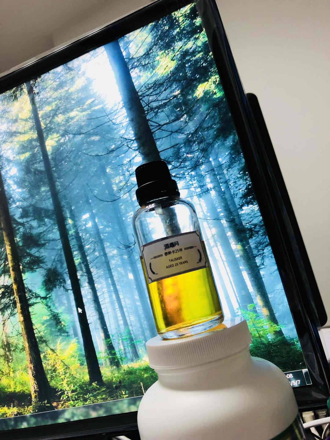 加班也能喝上几口……