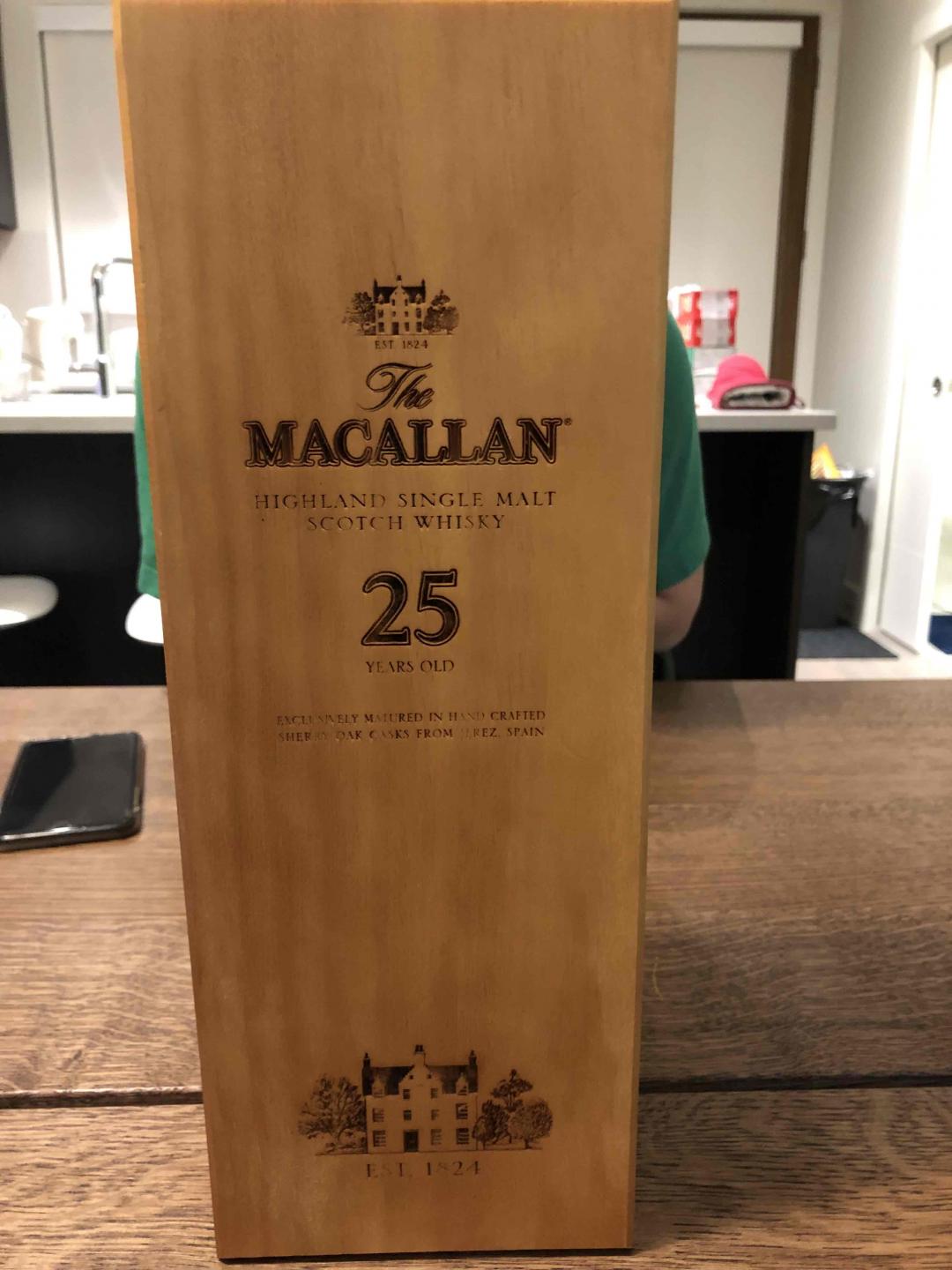 路过机场看到，大概4500人民币入的，值不值？