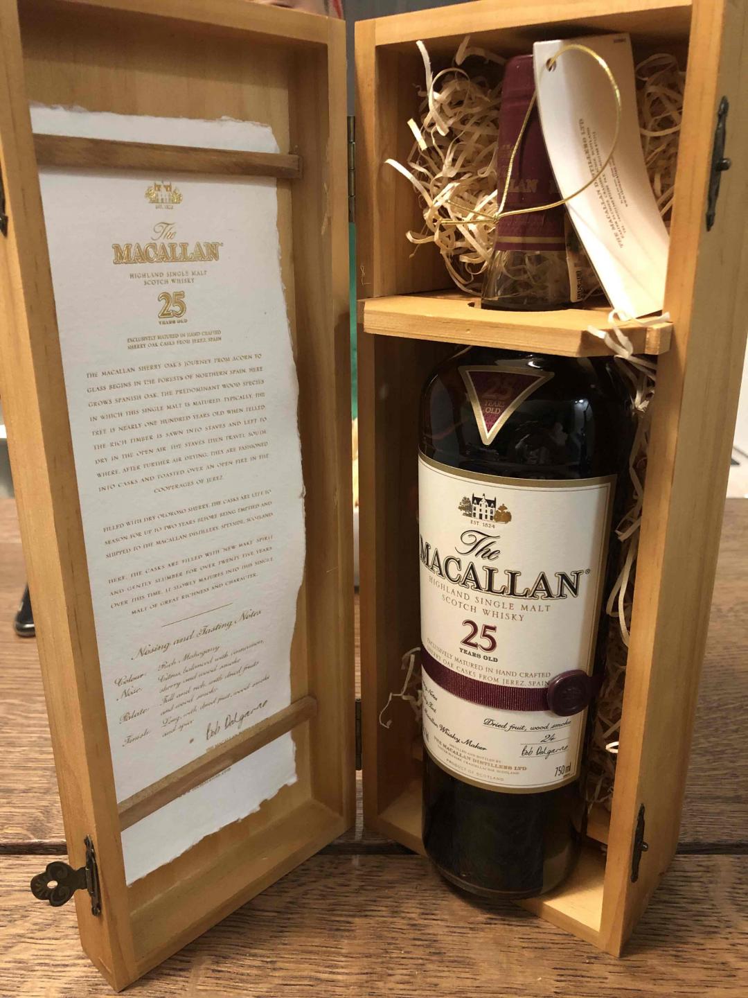 路过机场看到，大概4500人民币入的，值不值？