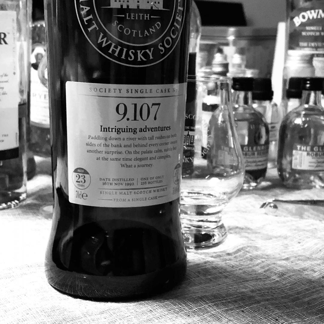 为什么是灰色？