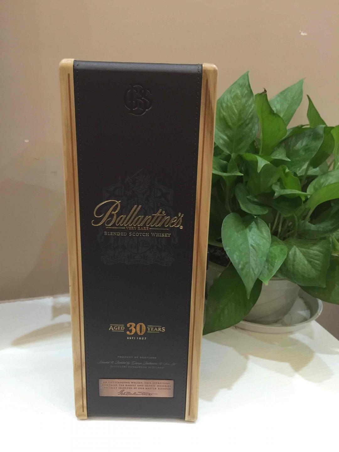 刚到，百䍅坛30年限量版！