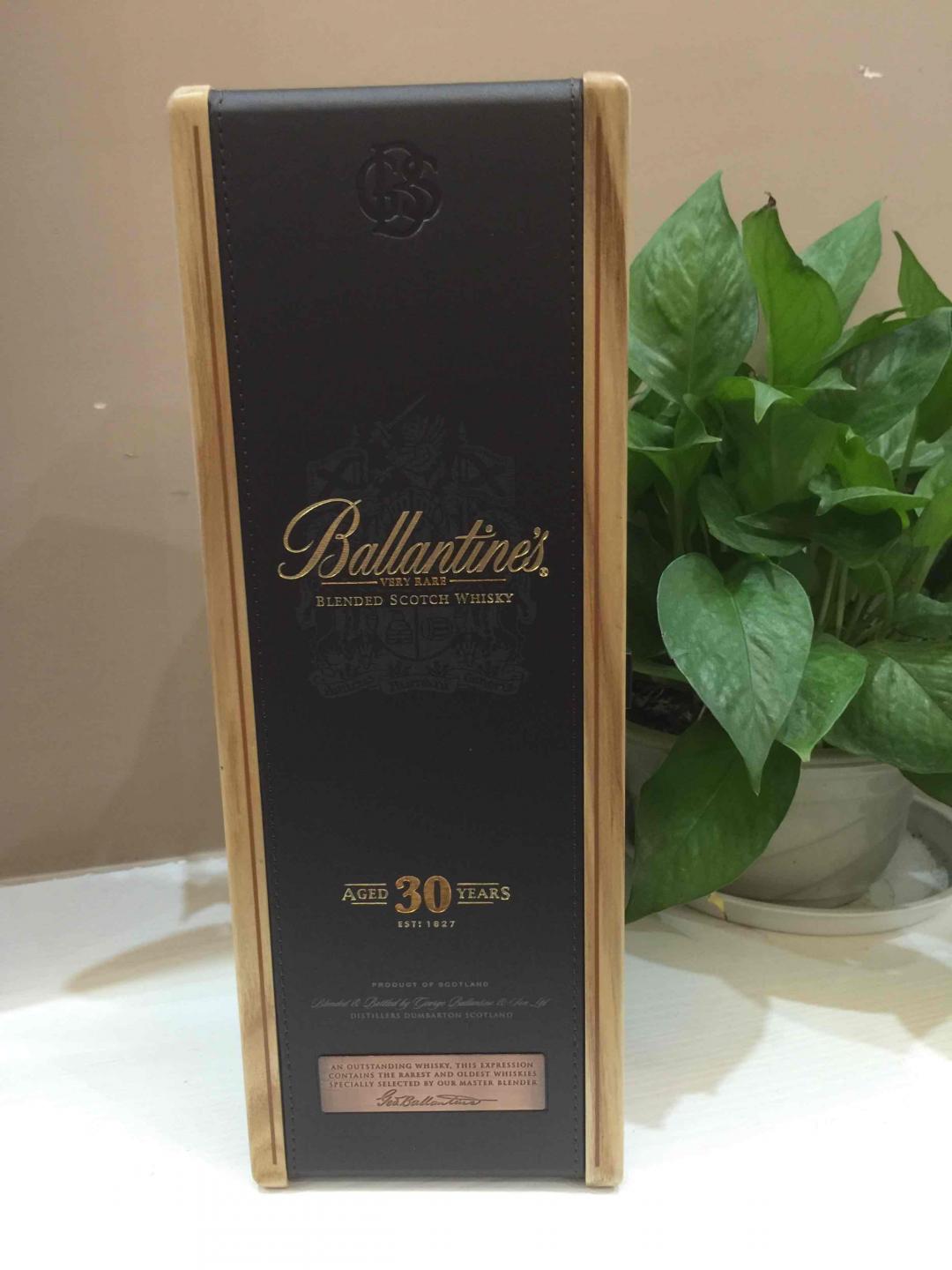 刚到，百䍅坛30年限量版！