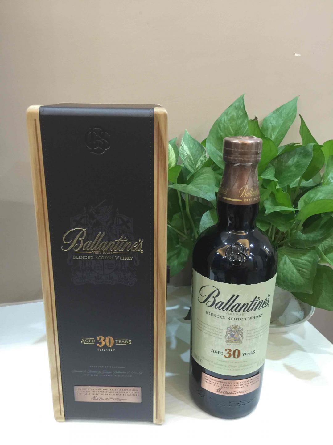 刚到，百䍅坛30年限量版！